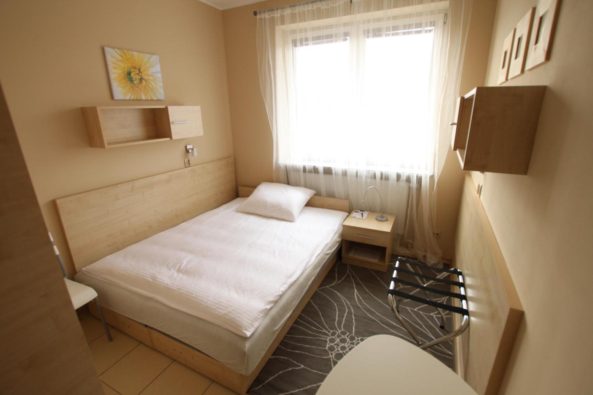 Standard Delegacyjny Bed&Breakfast Dąbrowa Górnicza Buitenkant foto