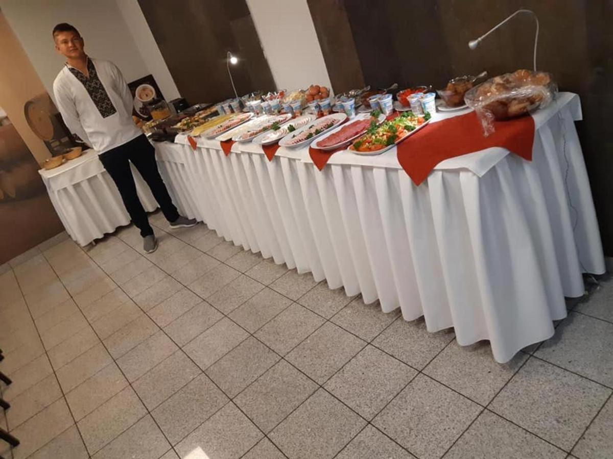 Standard Delegacyjny Bed&Breakfast Dąbrowa Górnicza Buitenkant foto
